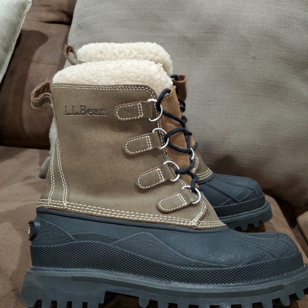 LL Bean Women Winter Snow Boots sz 8